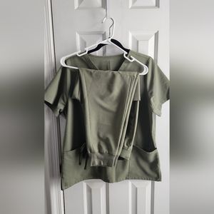 Mandala Scrubs Large Large Petite